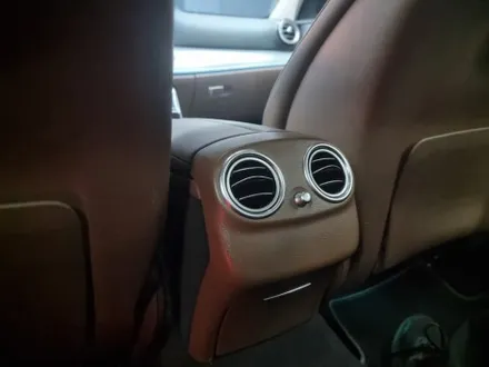 벤츠 E300 송풍구엠비언트 전동트위터 부메스터그릴 블랙박스 아이나비 QXD1 안전과 감성 다양한 시공 가능한곳 / 부산 연제구