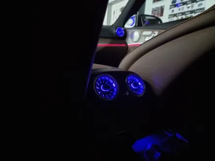 부산 벤츠 e250 송풍구엠비언트 4d 전동트위터 스피커그릴 실내 비쥬얼의 베스트옵션 굿굿~!!! / 부산 연제구