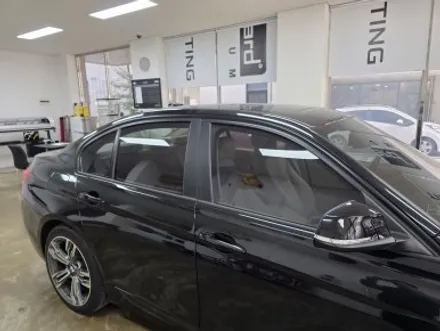 투명한 필름? 이미 수명을 다한 틴팅 제거하고 가성비 재시공 후기 - BMW F30 3시리즈 글라스틴트 펜더S / 고양 덕양구 원흥동