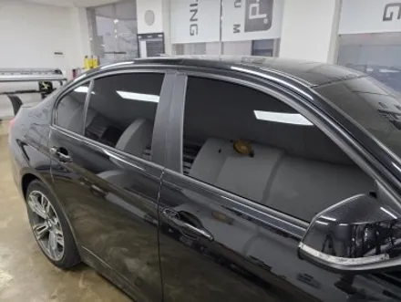 투명한 필름? 이미 수명을 다한 틴팅 제거하고 가성비 재시공 후기 - BMW F30 3시리즈 글라스틴트 펜더S / 고양 덕양구 원흥동