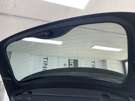 우글거리는 필름 제거하고 쾌적한 후방시야 확보 - BMW 320d 투어링(F31) 썬팅 재시공, 솔라가드프리미엄 퀀텀 / 고양 덕양구 원흥동