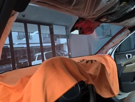 하늘을 품은 듯한 자연스러움, 쏘렌토 쿠폰 썬팅 제거 후 반사필름 일산 재시공 후기 - 솔라가드프리미엄 G라인 / 고양 덕양구 원흥동