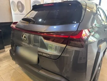 렉서스 UX250H 아이나비 메가2 4채널블랙박스 / 에코파워팩 보조배터리 S12 / 물피도주에겐 자비란 없다!!!
