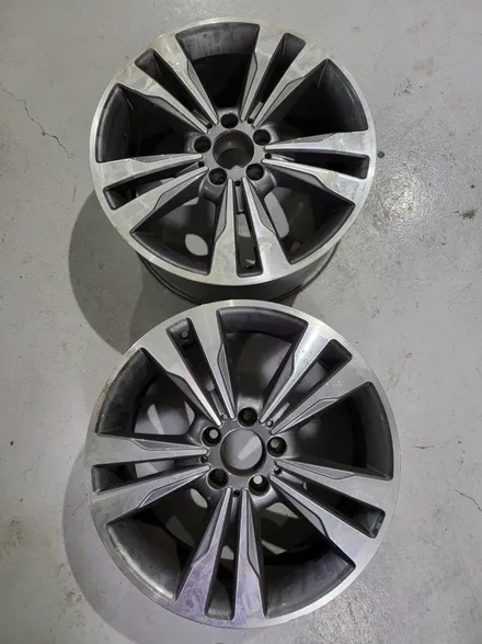 BENZ 밴츠 E200 18인치 휠복원기 (경기광주 휠복원 휠수리 휠도장 휠도색 휠재도장 휠재도색 휠컷팅 다이아몬드컷팅) / 경기광주 장지동