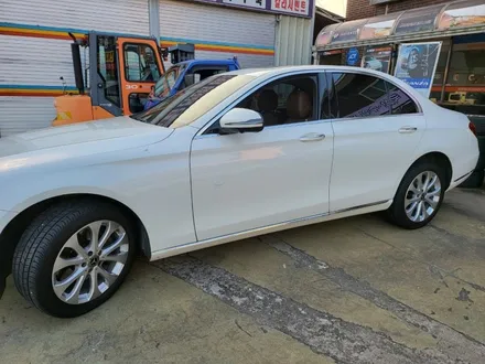 BENZ 벤츠 E300 18인치 휠복원기 (경기광주 휠복원 휠수리 휠도장 휠도색 휠재도색 실버) / 경기광주 장지동
