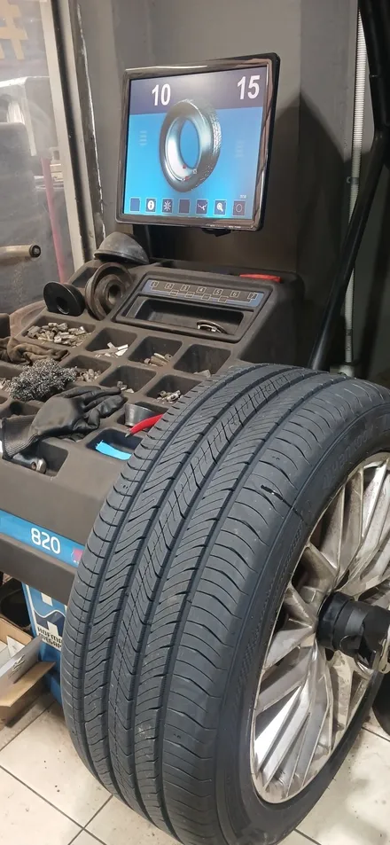《경기광주타이어》 아우디 A4 18인치타이어교환 한국타이어 벤투스 air S 245/45ZR18 경기광주 A4 타이어교체 ★경기광주한국타이어★ / 경기광주 장지동