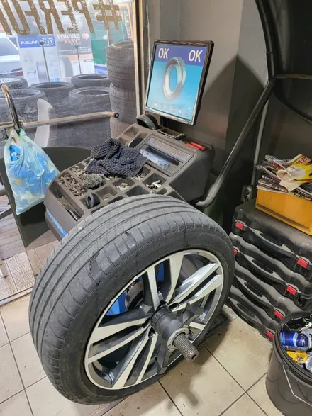 AUDI 아우디 A6 19인치 휠복원기 (경기광주 휠복원 휠수리 휠도색 휠도장 휠재도색 다이아몬드컷팅 휠컷팅) / 경기광주 장지동