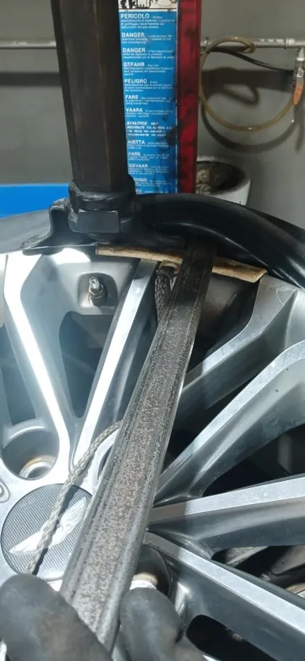 《경기광주타이어》 현대 그랜져IG 18인치 타이어교환 던롭타이어 SP SPORT MAXX A1-A A/S 245/45R18 경기광주 그랜져IG 타이어교체 ★1년전 고객님 재방문★ / 경기광주 장지동