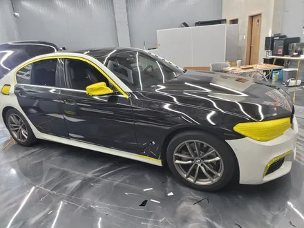 광주 랩핑 BMW 5시리즈 전체랩핑 에이버리슈프림 유광블랙 / 광주 서구 치평동