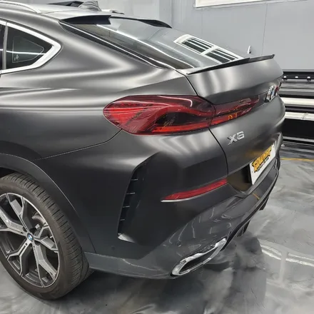 BMW X6 사틴 블랙 사고로 보험처리로 뒷범퍼 재시공 / 광주 서구 치평동