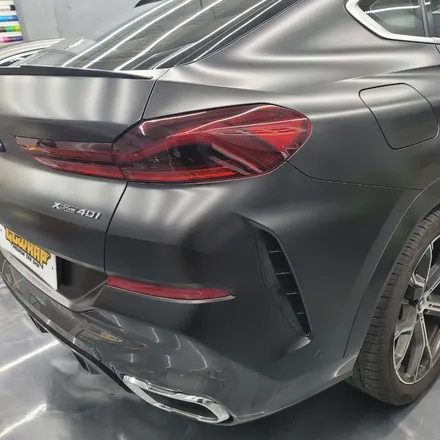 BMW X6 사틴 블랙 사고로 보험처리로 뒷범퍼 재시공 / 광주 서구 치평동