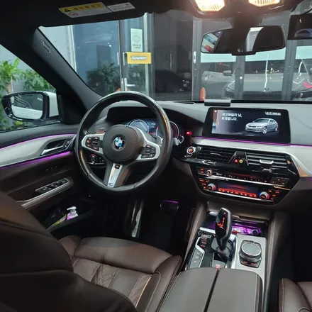광주 랩핑 BMW 6GT 키드니그릴 랩핑 실내 티타늄 브러쉬 전체 랩핑 / 광주 서구 치평동