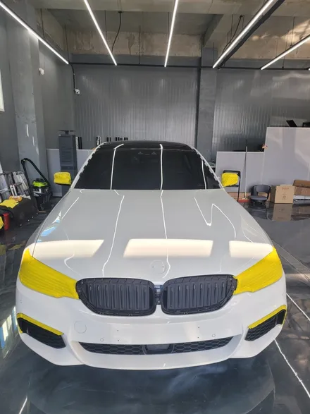 광주 랩핑 BMW 5시리즈 전체랩핑 에이버리슈프림 유광블랙 / 광주 서구 치평동