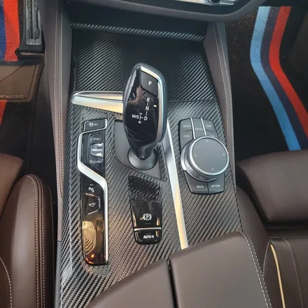 광주 랩핑 PPF 전문점 GOWRAP 고랩 BMW 5시리즈 530i 실내 카본랩핑 / 광주 서구 치평동