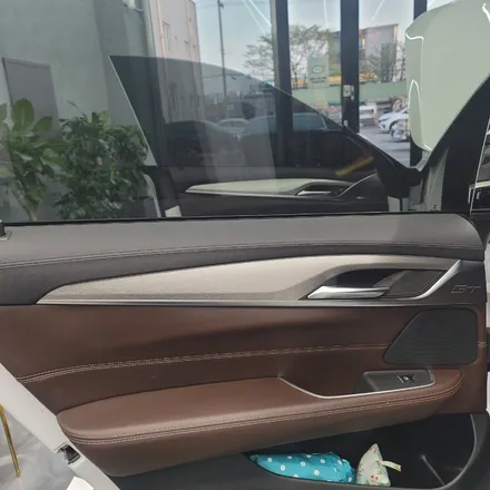 광주 랩핑 BMW 6GT 키드니그릴 랩핑 실내 티타늄 브러쉬 전체 랩핑 / 광주 서구 치평동