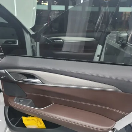 광주 랩핑 BMW 6GT 키드니그릴 랩핑 실내 티타늄 브러쉬 전체 랩핑 / 광주 서구 치평동