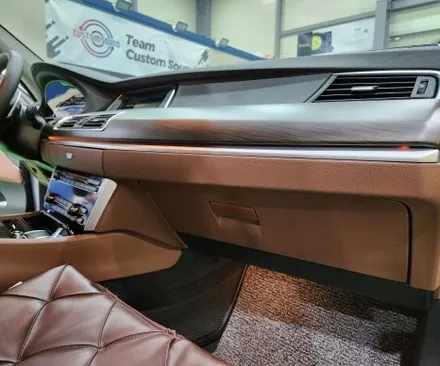 부산 BMW 5GT 순정과는 다른 확실한 존재감을 뽐내는 무빙 엠비언트 / 부산 강서구