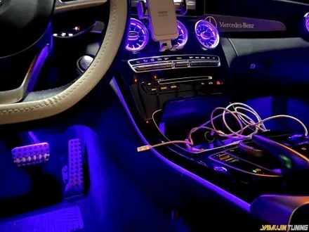 벤츠 w205 c클래스 카브리올레 빈약한 순정 엠비언트 확실한 광량으로 업그레이드! / 용인시 처인구 포곡읍