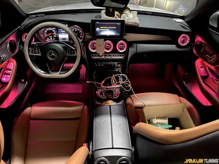 벤츠 w205 c클래스 카브리올레 빈약한 순정 엠비언트 확실한 광량으로 업그레이드! / 용인시 처인구 포곡읍