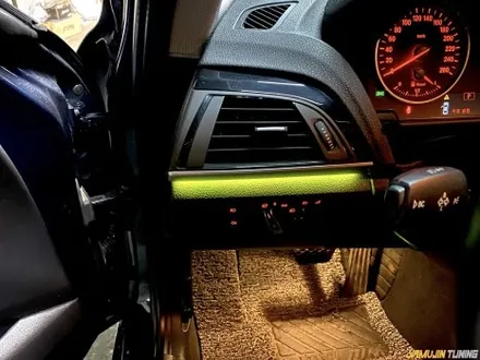 bmw f20 118d 센터패시아 깔끔한 비노출 엠비언트 라이트 / 용인시 처인구 포곡읍