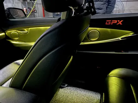 BMW F07 5GT 기존에 있던 모습을 새롭게 만들어보다. 순정 엠비언트 라이트 광량 업그레이드 / 용인 처인구, 모현, 곤지암, 포곡, 양지