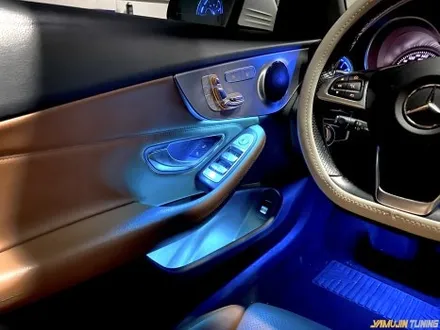 벤츠 w205 c클래스 카브리올레 빈약한 순정 엠비언트 확실한 광량으로 업그레이드! / 용인시 처인구 포곡읍
