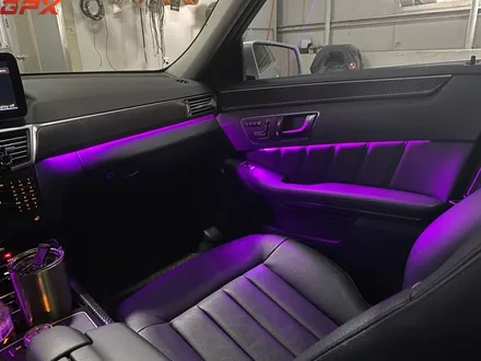E 클래스(w212) - 순정 엠비언트 라이트 풀 컬러 광량 업그레이드 / 용인 처인구, 모현, 곤지암, 포곡, 양지