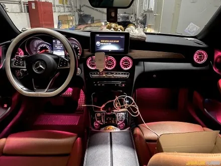 벤츠 w205 c클래스 카브리올레 빈약한 순정 엠비언트 확실한 광량으로 업그레이드! / 용인시 처인구 포곡읍