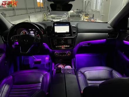 벤츠 GLE 350d 쿠페 - 순정 엠비언트 라이트 풀 컬러 광량 업그레이드 / 용인 처인구, 모현, 곤지암, 포곡, 양지