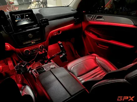 벤츠 gle 350d 어두운 순정 무드램프 광량 업그레이드로 완벽한 밝기 살리기. / 용인 처인구, 모현, 곤지암, 포곡, 양지