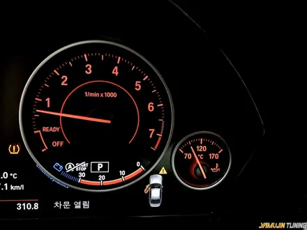 bmw 330i 깔끔한 화이트 색상으로 바뀐 계기판 조명 / 용인시 처인구 포곡읍