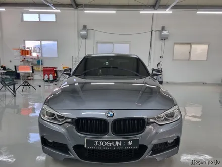 사틴 블랙 전체 랩핑 차량 사고 후, 재시공한 BMW 320d  쪼군샵 PA:JU / 파주시 야당동
