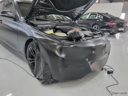 사틴 블랙 전체 랩핑 차량 사고 후, 재시공한 BMW 320d  쪼군샵 PA:JU / 파주시 야당동