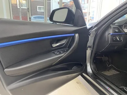 대구 자동차 랩핑 전문점에서 BMW 320d 실내 카본 시공 했습니다. / 대구 남구 봉덕동