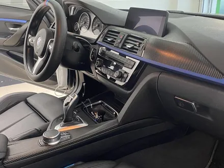 대구 자동차 랩핑 전문점에서 BMW 320d 실내 카본 시공 했습니다. / 대구 남구 봉덕동