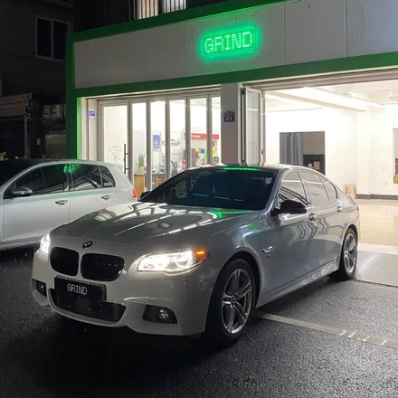 대구 랩핑 BMW 520d 밝은 그레이로 전체 시공! / 대구 남구 봉덕동
