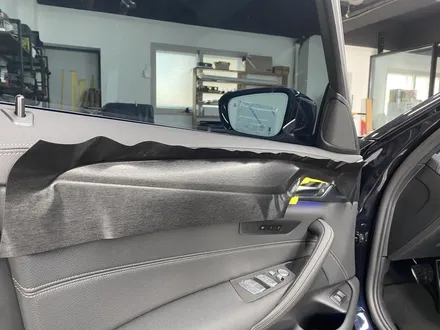 대구 BMW 5시리즈 실내 랩핑 전문 시공점 그라인드 / 대구 남구 봉덕동
