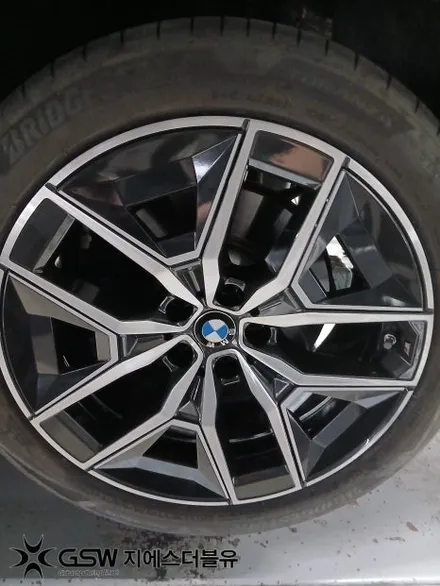 성남 BMW 520i 19인치 다이아컷팅 휠복원 림 스크래치 복원 / 성남시 시흥동
