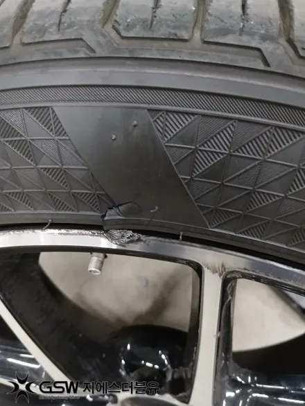 판교 벤츠 GLC43 AMG 휠 복원, 미세 스크래치까지 완벽 제거! 20인치 다이아컷팅의 정석 / 성남시 시흥동