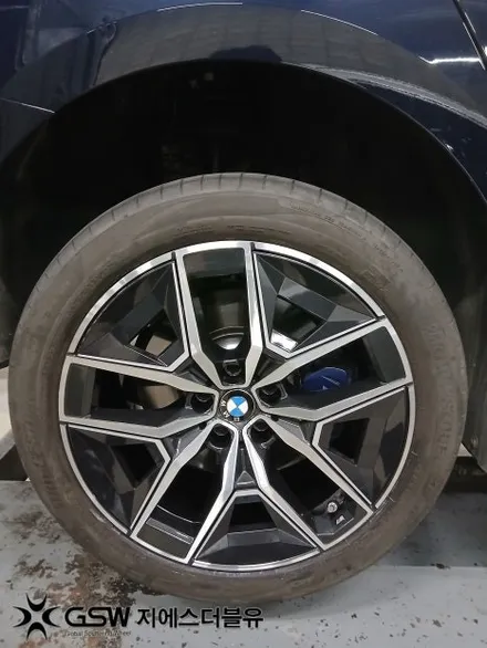 성남 BMW 520i 19인치 다이아컷팅 휠복원 림 스크래치 복원 / 성남시 시흥동