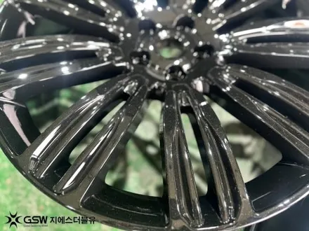 판교 레인지로버 디스커버리4 휠복원 & 블랙유광 휠도색｜22인치 순정컷팅휠 / 성남시 시흥동
