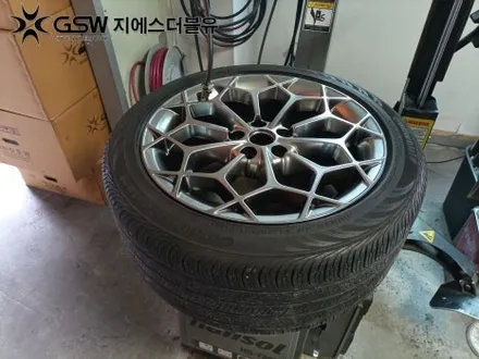 서울 휠수리 제네시스 G80 19인치휠 반광 스크래치 휠수리 작업 후기 / 성남시 시흥동