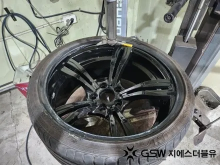 경기광주 BMW 휠도색 5시리즈 20인치휠 블랙유광 크롬 휠도색 작업 후기 / 성남시 시흥동