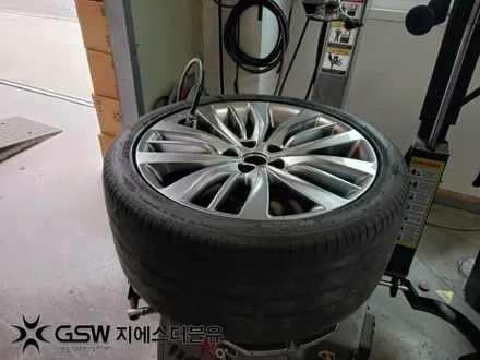 수원 휠복원 제네시스 DH 19인치휠 반광 스크래치 작업 후기 / 성남시 시흥동