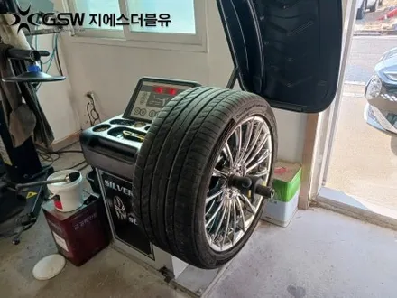 성남 벤츠 휠도색 S클래스 마이바흐 20인치휠 순정휠에서 화이트 크롬 작업 후기 / 성남시 시흥동