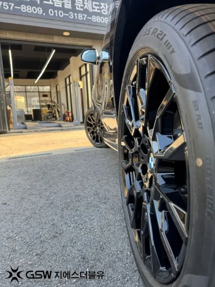 순정 컷팅휠에서 블랙유광으로 강남 BMW X6 21인치 휠도색 / 성남시 시흥동
