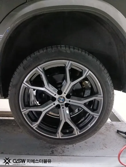 판교 휠복원 BMW X6 21인치, 림 스크래치 교체 대신 다이아컷팅으로 새 휠 만들기 / 성남시 시흥동