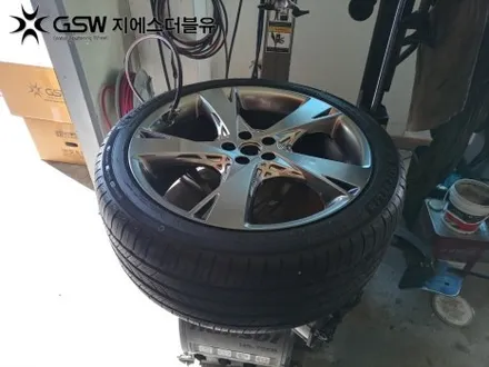 강남 휠복원 제네시스 GV80 22인치휠 상처로 인한 휠복원 작업 후기 / 성남시 시흥동