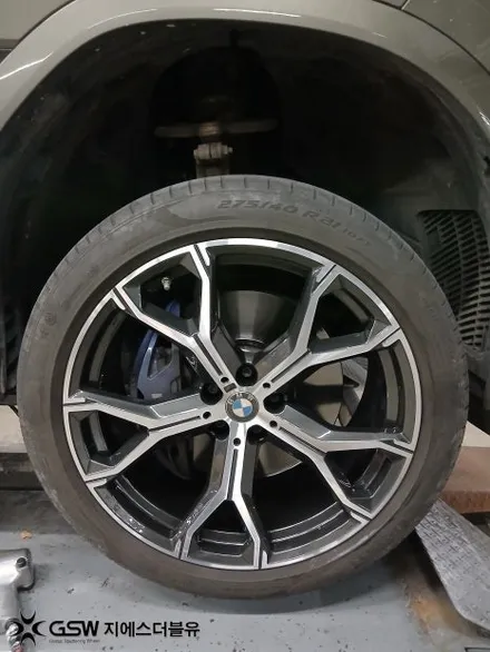 판교 휠복원 BMW X6 21인치, 림 스크래치 교체 대신 다이아컷팅으로 새 휠 만들기 / 성남시 시흥동