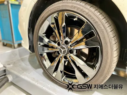 수원 벤츠 휠 도색 CLA 200D 18인치휠 블랙크롬 잘하는 업체 소개해 드립니다! / 성남시 시흥동